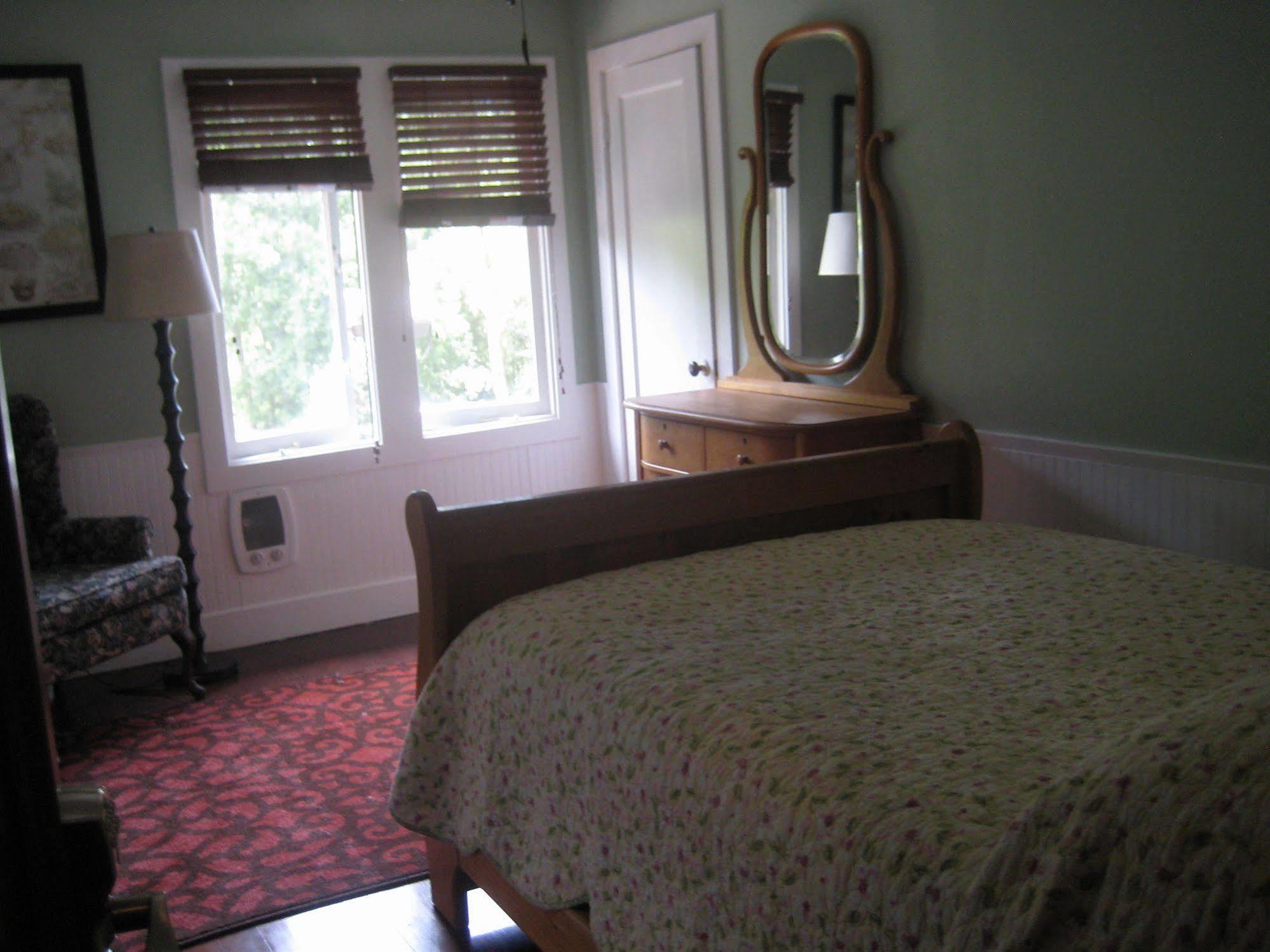 Guerneville Lodge מראה חיצוני תמונה