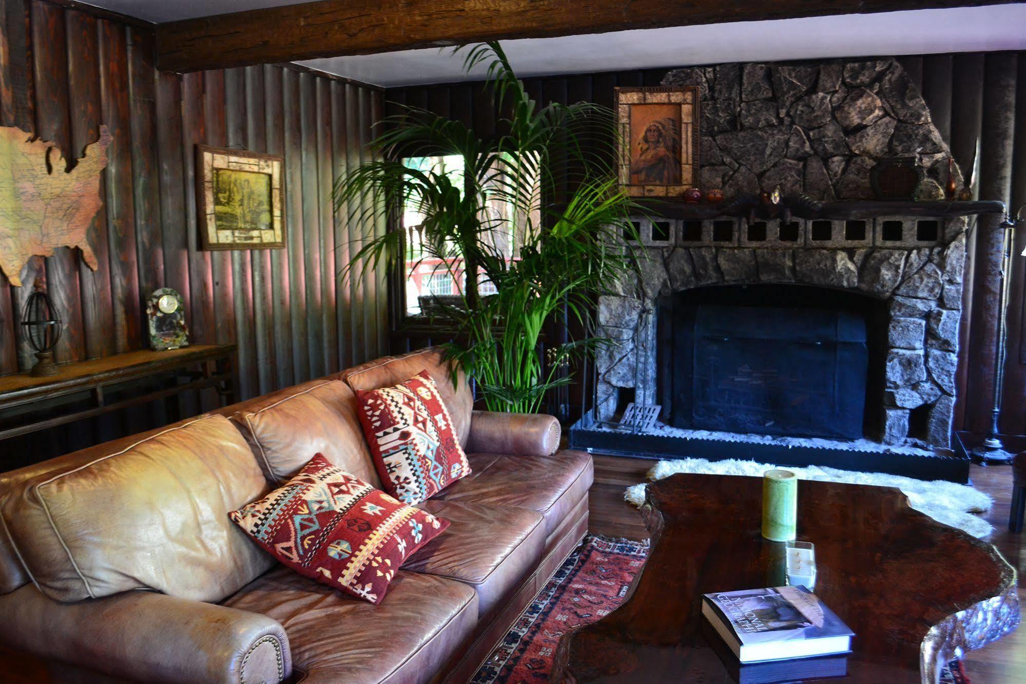 Guerneville Lodge מראה חיצוני תמונה