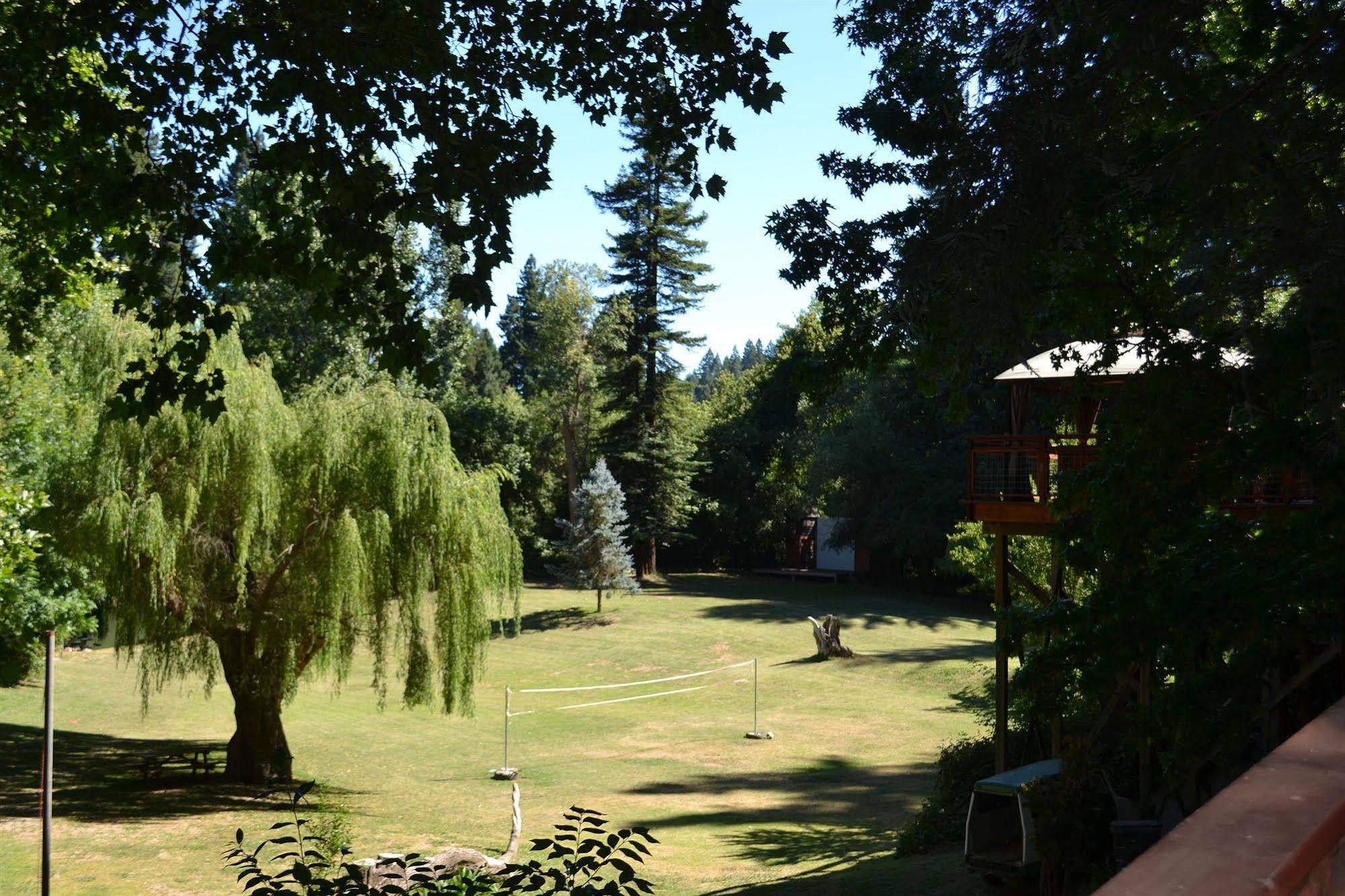 Guerneville Lodge מראה חיצוני תמונה