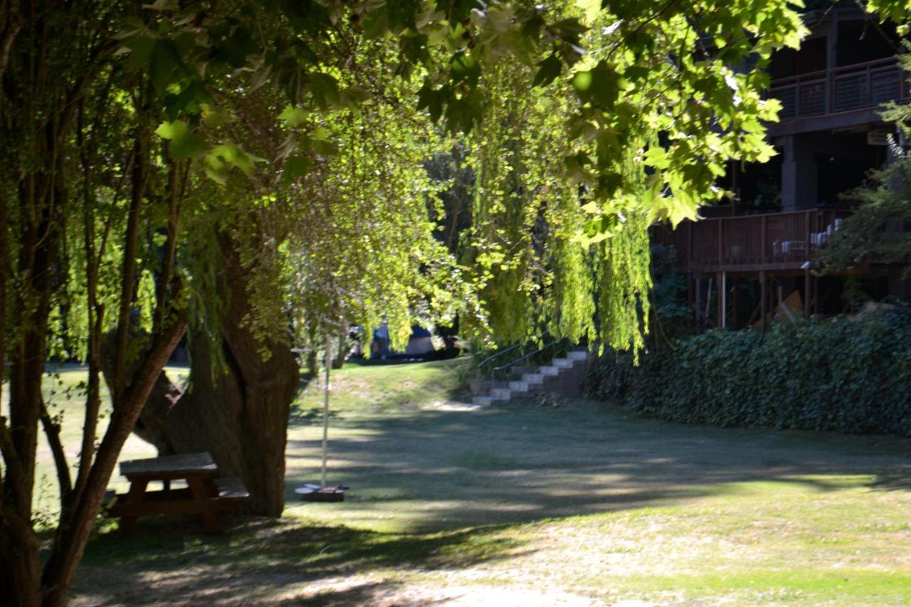 Guerneville Lodge מראה חיצוני תמונה