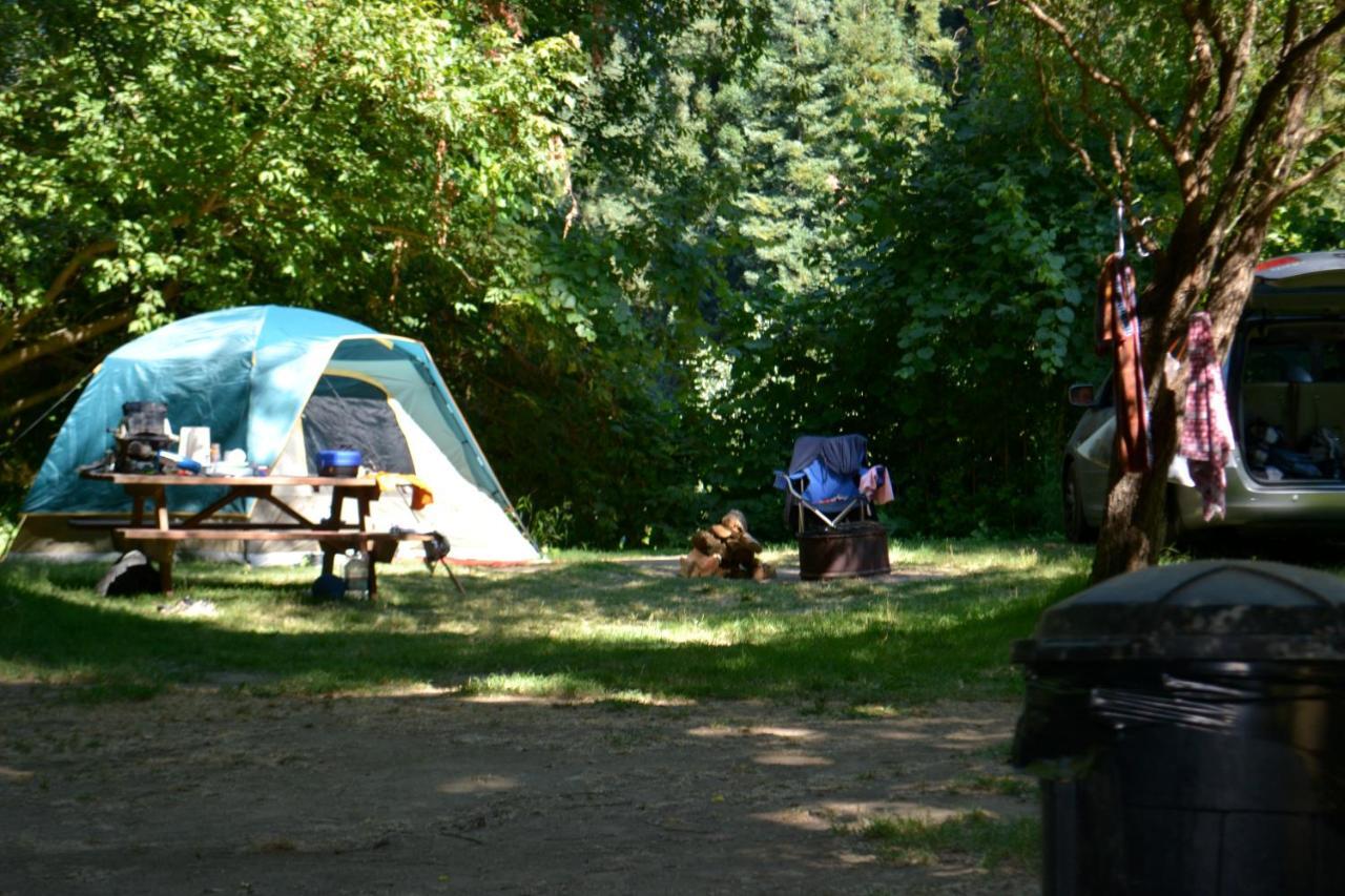 Guerneville Lodge מראה חיצוני תמונה