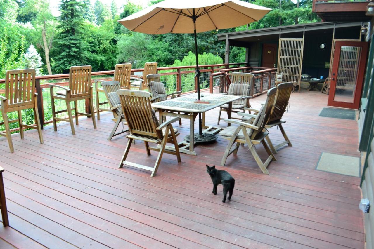 Guerneville Lodge מראה חיצוני תמונה