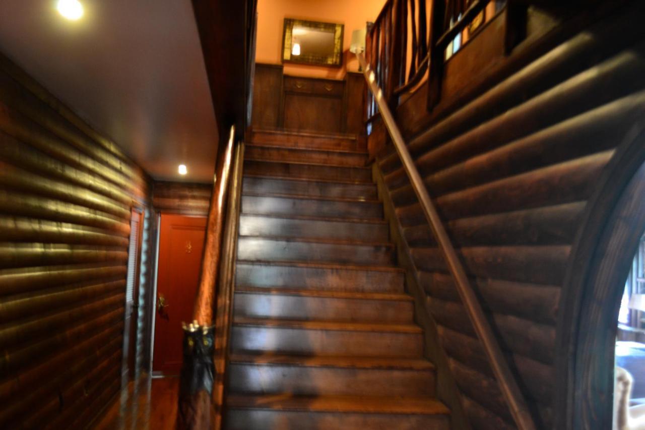 Guerneville Lodge מראה חיצוני תמונה